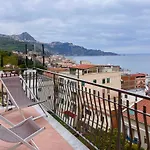 Il Tesoro Di Fea Apartamento Giardini-Naxos